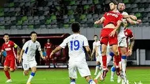 詹姆斯谈新赛季阵容调整：调整空间有限，持续优化搭配