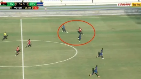 曼联艰难取胜晋级，加纳乔与梅努贡献评估如何？