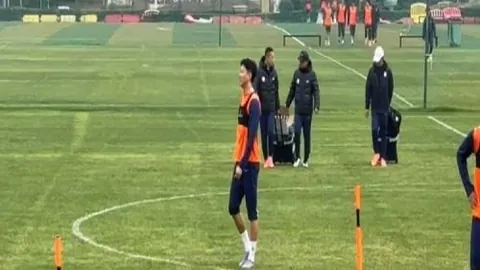 尼克斯八连胜，唐斯三双神勇，阿努诺比31分助尼克斯击败猛龙